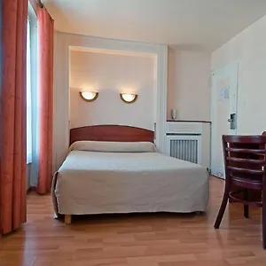 2* Отель Saint Quentin
