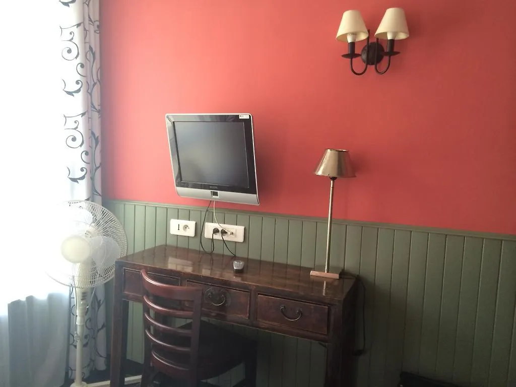 Hotel Monte-Carlo 파리 2*,
